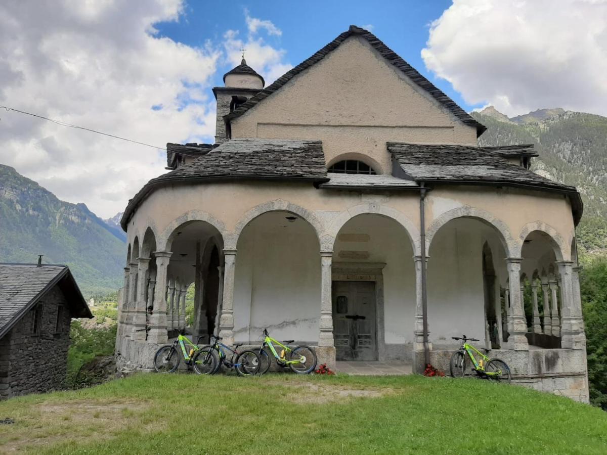 Locanda Del Sasso Rooms Кродо Екстер'єр фото