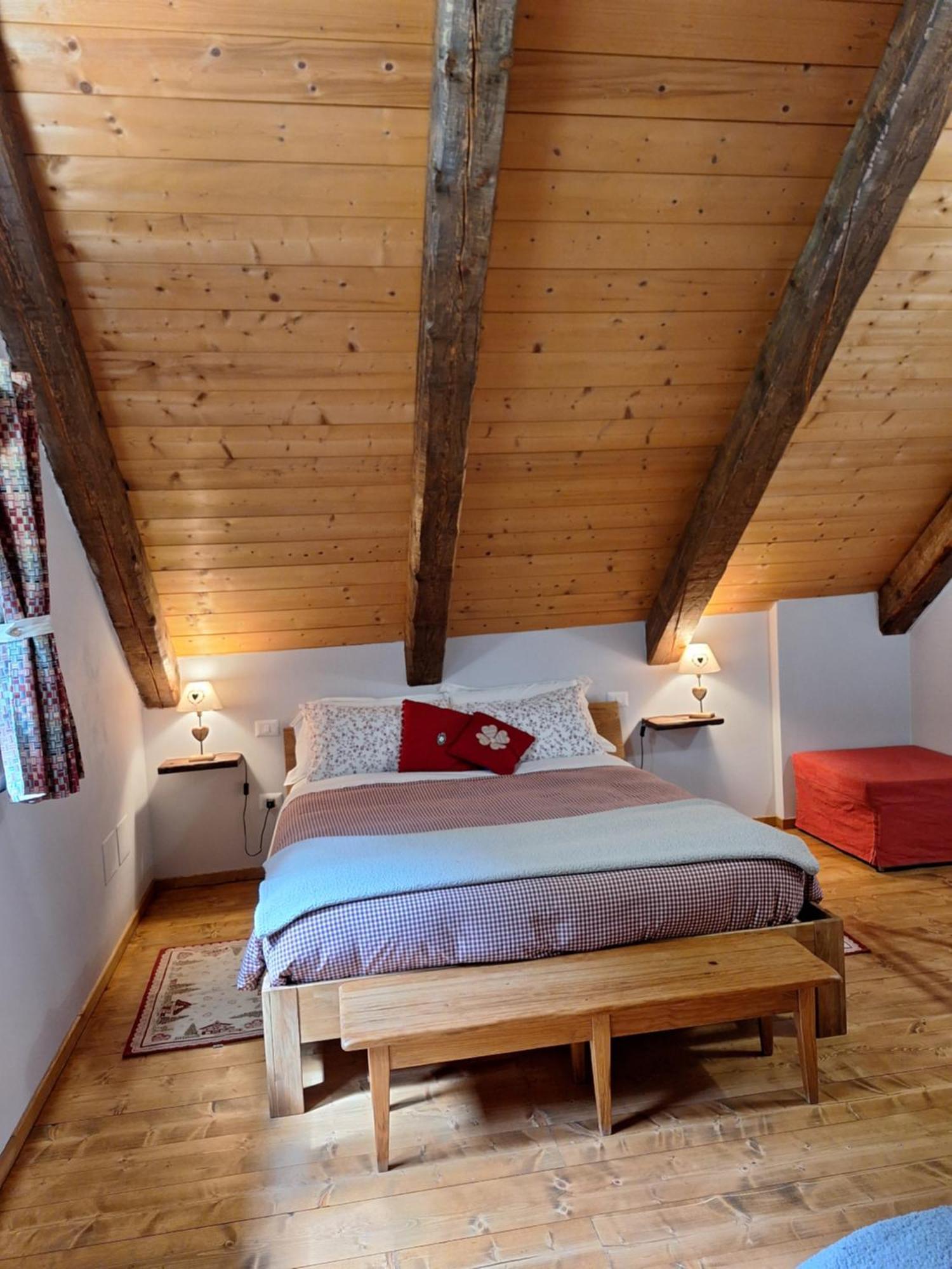 Locanda Del Sasso Rooms Кродо Екстер'єр фото